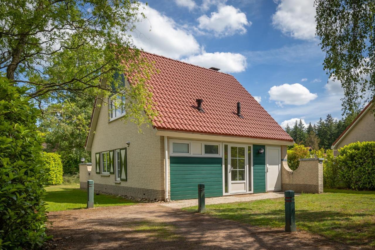 Bungalow - 6 Personen Gelegen In De Nabije Omgeving Van Avonturenpark Hellendoorn En De Prachtige Sallandse Heuvelrug En Eelerberg Dış mekan fotoğraf