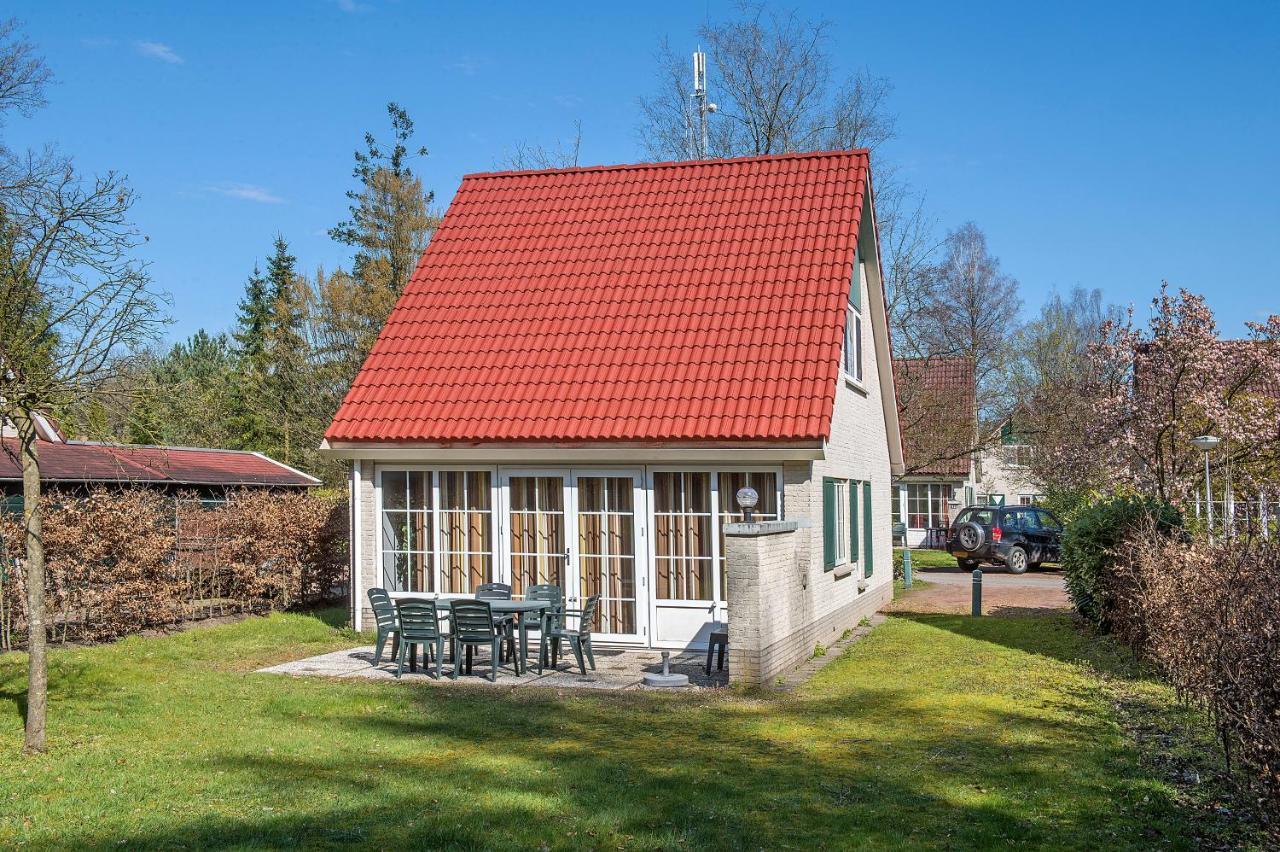 Bungalow - 6 Personen Gelegen In De Nabije Omgeving Van Avonturenpark Hellendoorn En De Prachtige Sallandse Heuvelrug En Eelerberg Dış mekan fotoğraf