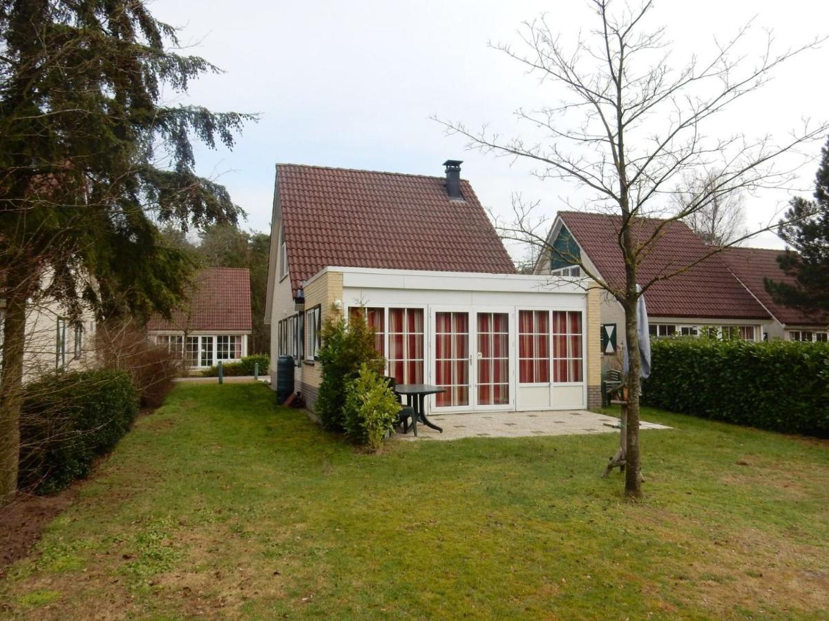 Bungalow - 6 Personen Gelegen In De Nabije Omgeving Van Avonturenpark Hellendoorn En De Prachtige Sallandse Heuvelrug En Eelerberg Dış mekan fotoğraf