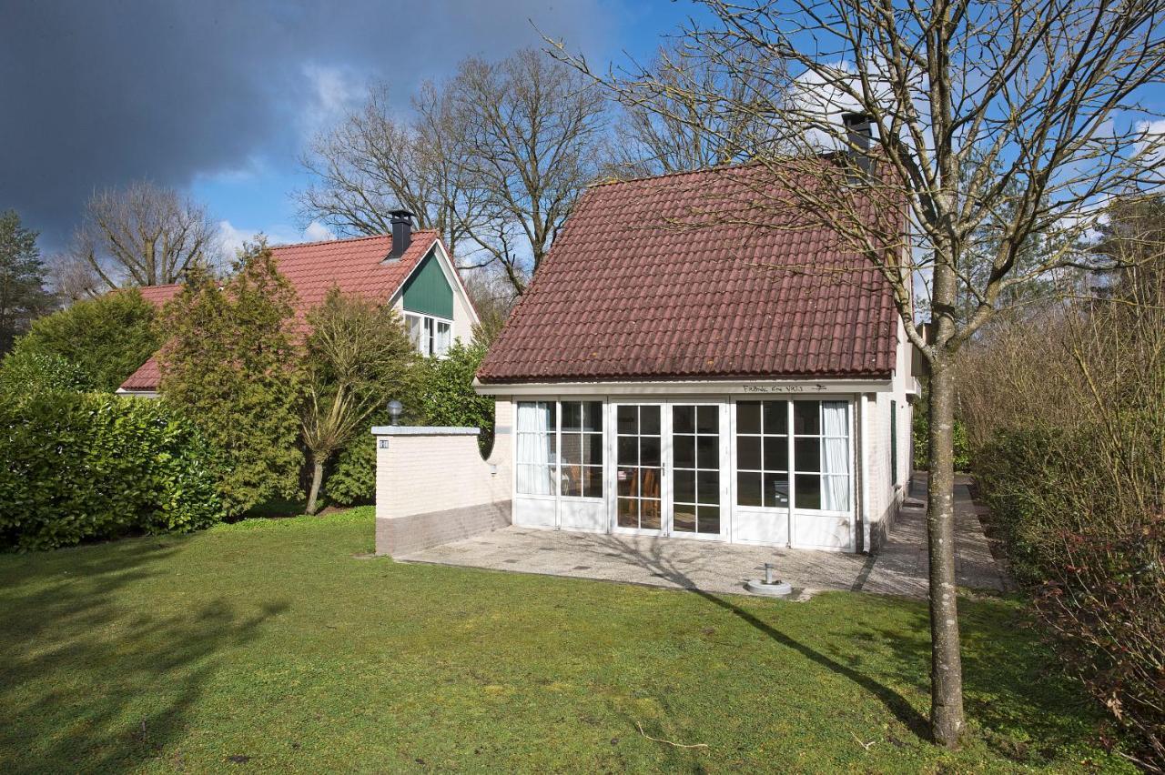 Bungalow - 6 Personen Gelegen In De Nabije Omgeving Van Avonturenpark Hellendoorn En De Prachtige Sallandse Heuvelrug En Eelerberg Dış mekan fotoğraf