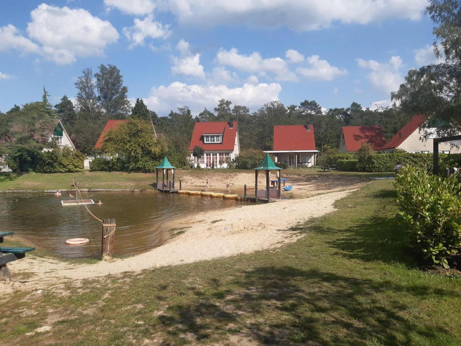 Bungalow - 6 Personen Gelegen In De Nabije Omgeving Van Avonturenpark Hellendoorn En De Prachtige Sallandse Heuvelrug En Eelerberg Dış mekan fotoğraf