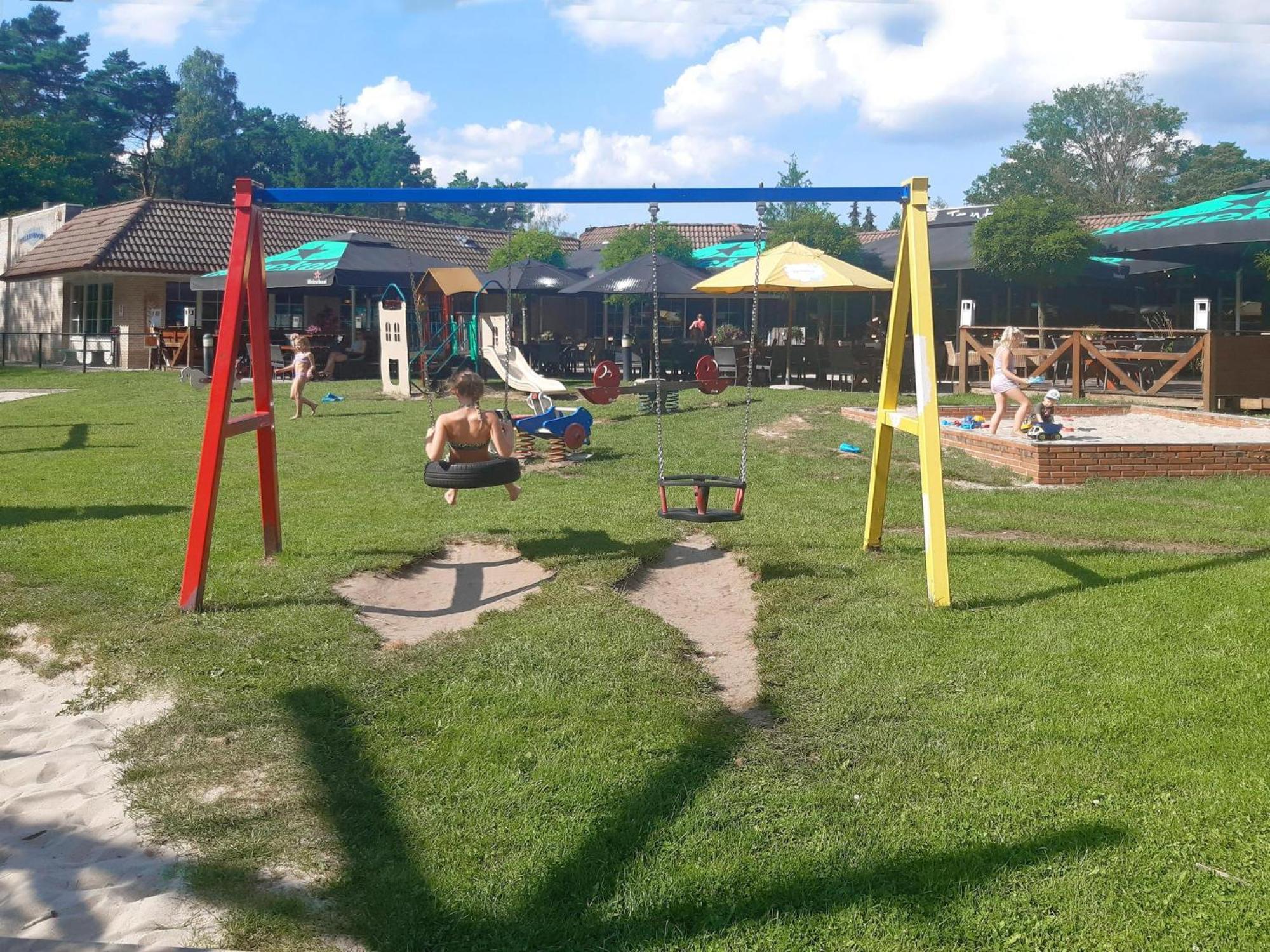 Bungalow - 6 Personen Gelegen In De Nabije Omgeving Van Avonturenpark Hellendoorn En De Prachtige Sallandse Heuvelrug En Eelerberg Dış mekan fotoğraf